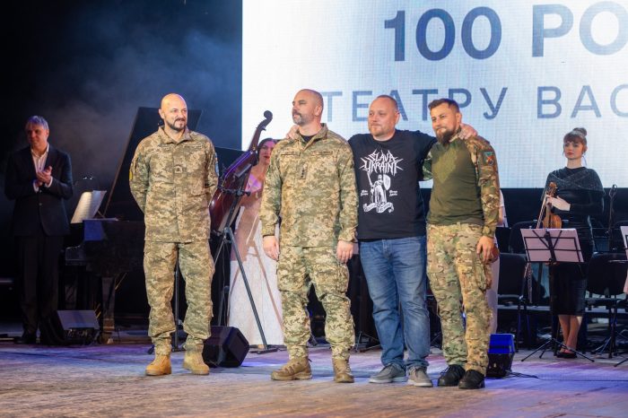 Від ста і до нескінченності